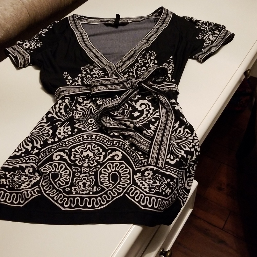 BCBG MaxAzria top